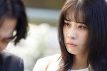 特定の場所から動かなくなる“地縛者”を支援する円井わん“結衣”…その中で、結衣の身近な人も“地縛者”となり原因を調査する＜ストレンジ＞