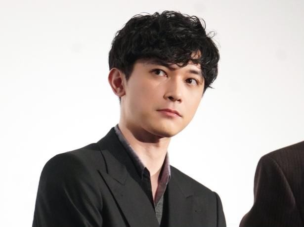 舞台あいさつに登壇した吉沢亮
