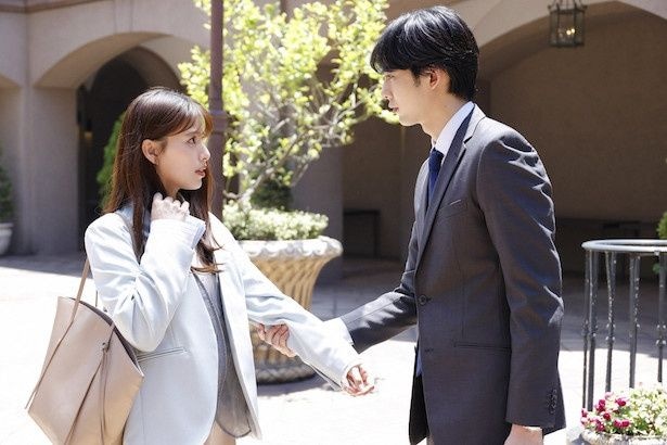 「ドライな同期の溺愛癖」第2話より