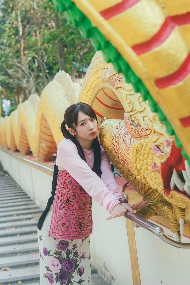 真山りか(私立恵比寿中学)写真集「まちあわせ」先行カット