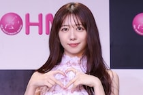えびちゅう・真山りか、初挑戦のランジェリー姿に10代メンバーが「お尻ー！」と絶叫