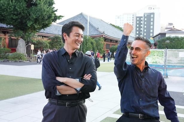 代表作「日本統一」では見られないはしゃいだ姿も
