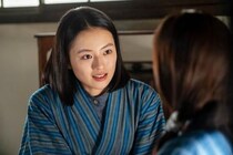 ＜明日の風、薫る＞上坂樹里“直美”は見上愛“りん”にそっと背中を押され、内田慈“文”に病状を伝える