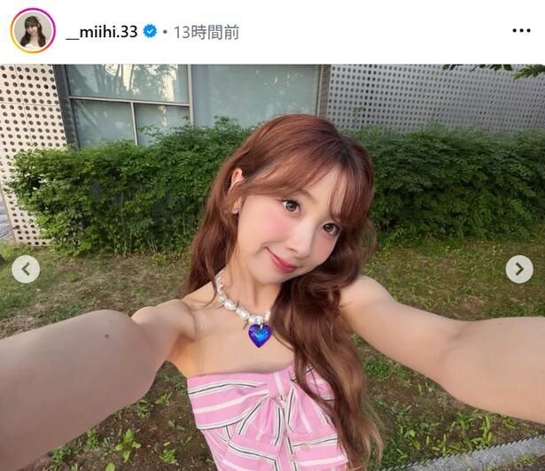 【写真】NiziU・MIIHI、至近距離の自撮りショット