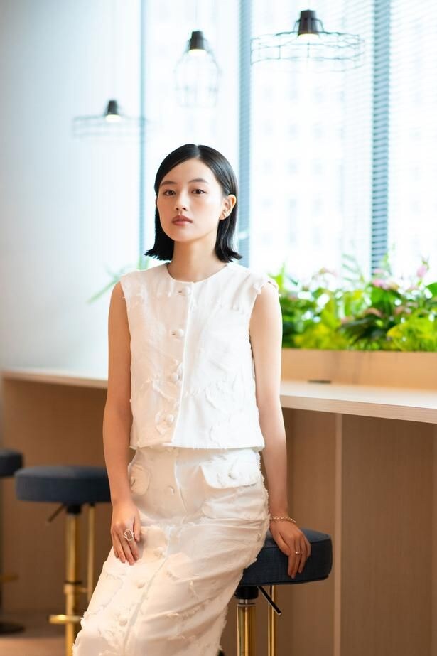 連続テレビ小説「風、薫る」で“直美”役を務める上坂樹里
