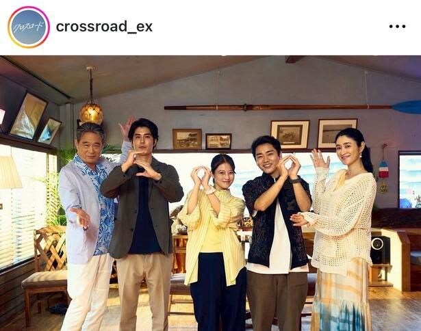 【写真】今田美桜&寛一郎&泉澤祐希&船越英一郎&小雪の5人で再生回数500万回突破を祝福