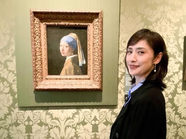 天海祐希がフェルメール作品の謎に挑むためオランダへ　“真珠の耳飾りの少女”との初対面に「彼女は一体どこを見ているんだろう」