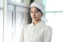 ＜明日の風、薫る＞平埜生成“黒川”が見上愛“りん”を訪問　上坂樹里“直美”は多部未華子“捨松”に派出看護について相談へ