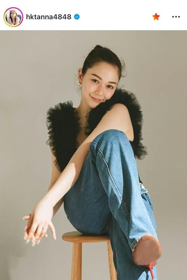 【写真】村重杏奈、“ノースリーブ”×デニム姿