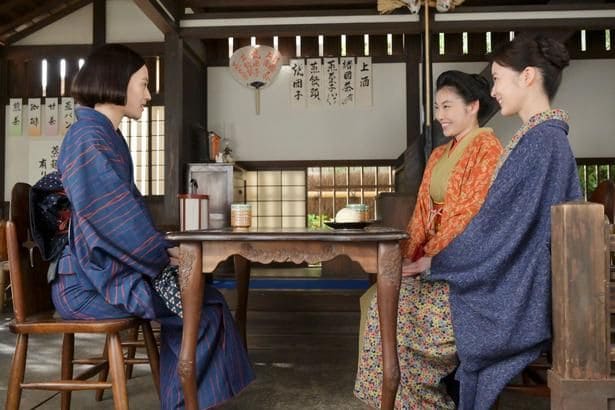 直美(上坂樹里)と派出看護を始めることにしたしのぶ(木越明)