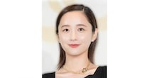 恋の始まりを予感させるよう…堀田真由、“艶やか”振り返りポニーテール姿に「見返り美人」「大人っぽい」
