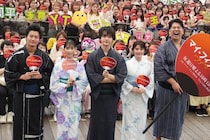 玉森裕太＆宮澤エマ、自然な夫婦の会話はアドリブだと告白　一方、ジャンボたかおの“渾身のアドリブ”は全カットに＜マイ・フィクション＞