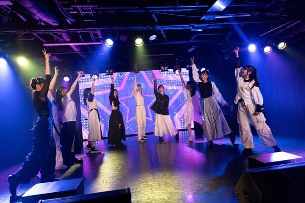 WHITE SCORPION、定期公演「BASE Live #15」を開催