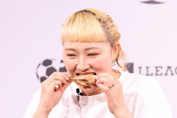 「食べログ×Jリーグ“スタモグ”PRイベント」より