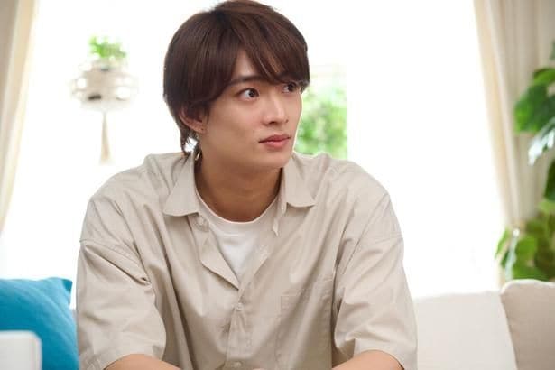 <夏色の雲が恋と嵐をまきおこす>浮所飛貴“蒼汰”の素顔を描くスピンオフドラマ前編が配信スタート