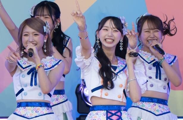 「ナギイチ」など夏フェスにピッタリの夏曲を連発したNMB48