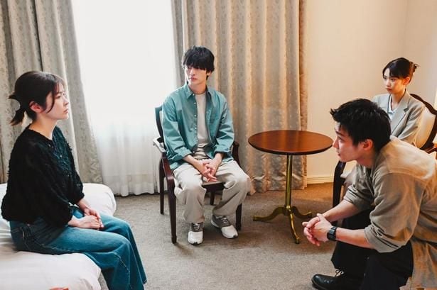 正樹(玉森裕太)や津村(野村周平)に、自分が知ったことを話す奈々美(宮澤エマ)
