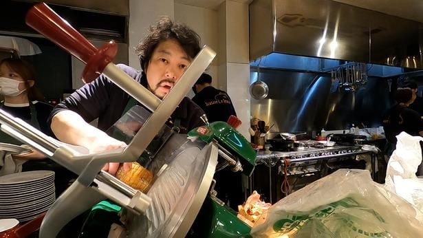 「ハムのために生きてきた」と語るイタリアで6年間修行した経験を持つ店主