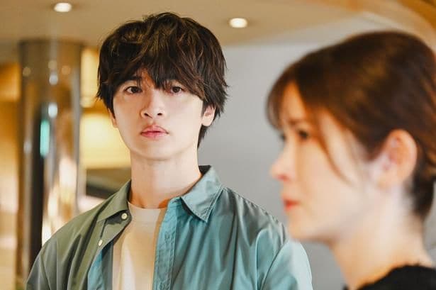 今でも真弓(宮澤エマ)を愛している正樹(玉森裕太)の心は複雑
