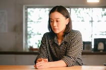 事故から1年…中島歩“樹生”は蒼井優“咲子”に「一周忌が過ぎたら“答え”もらえませんか」と問いかける＜Ｔシャツが乾くまで＞