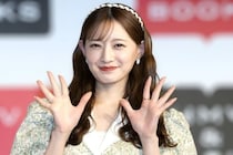 中田花奈&岡田紗佳ら、美女雀士4人集合の仲良しオフショットに「かわいいが渋滞しすぎてる」の声