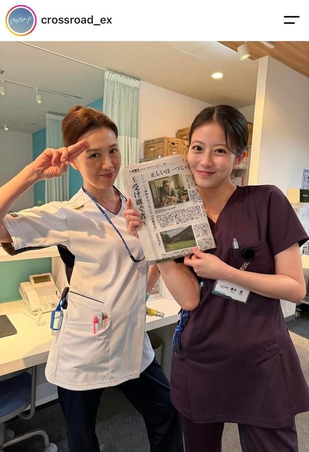 【写真】今田美桜&赤間麻里子が並んでポーズを決める2ショットに「姉妹みたいでかわいい」の声
