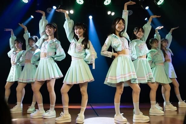 AKB48、劇場新公演「夢のポップスター」より