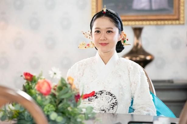 「皇后の品格」より
