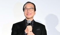 ＜VIVANT＞富栄ドラム、共演の小日向文世に感謝…笑顔で並ぶ姿に「小日向さん優しそう」「お二人かわいいですね」の声