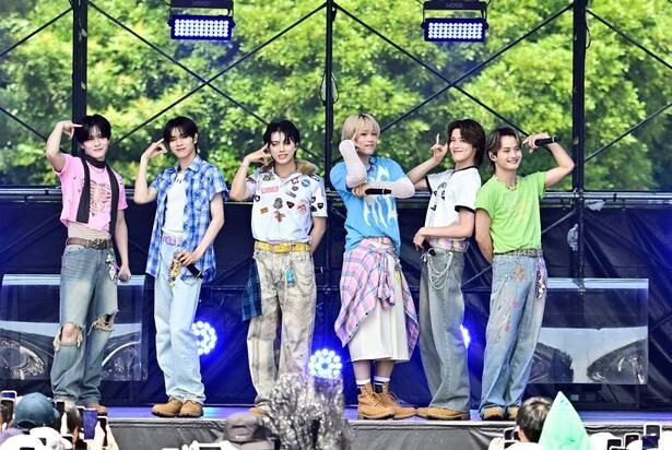 DXTEEN「LuckyFes'26」より