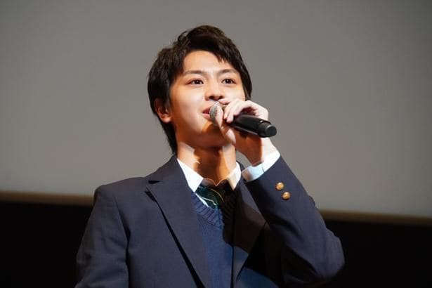 「『修学旅行で仲良くないグループに入りました』夏休み同窓会」より