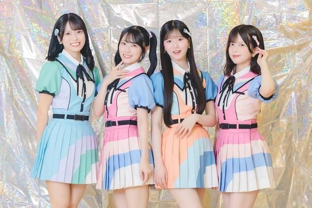 AKB48の新井彩永、佐藤綺星、八木愛月、川村結衣(写真左より)