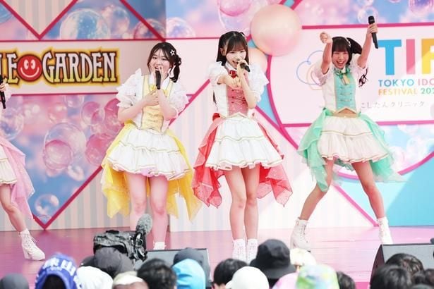 「TIF de Debut 2026」ステージよりAOSTARIA