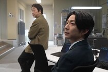 相葉雅紀“名波”＆大森南朋“伊垣”の小芝居が面白い　名波のグイグイ捜査する姿に「私のハートは捕まった！」の声＜大追跡＞