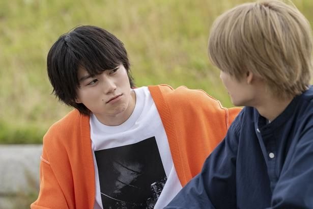 奥智哉“渉”、友だちに嫉妬して杢代和人“千晴”を名前呼びする姿にニヤニヤ「かわいすぎる!」の声<君は夏のなか>