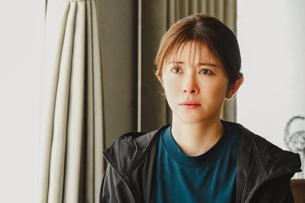 奈々美(宮澤エマ)の夫を殺したのは室谷だった…
