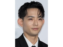 ＜VIVANT＞“新庄”役・竜星涼＆“ドラム”役・富栄ドラム…同い年の仲良しショットに「素敵な写真ありがとう」の声