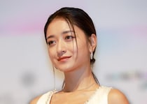 みちょぱ、息子抱いたママショット披露に「変わらずめっちゃ綺麗」「ママの顔だ」称賛の声