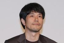 松山ケンイチ「リブート」「時すでにおスシ!?」役衣装合体で「ガチハヤセショート作った」報告　「世界観が交錯」と反響