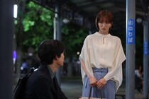 岡崎紗絵“麻里子”に松村北斗“爽太”のストーカー行為がバレたシーンに「マジか」「詰めが甘い」の声＜告白－25年目の秘密－＞
