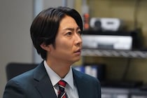 相葉雅紀“名波”「天下の警視庁捜査一課長でしょ」トラウマで弱腰な遠藤憲一“八重樫”への喝が絶賛されトレンド入り＜大追跡＞