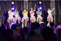 名古屋発・手羽先センセーション、サマジャン「MONKEY STAGE」大トリでお台場を揺らす圧巻パフォーマンス＜ライブレポート＞