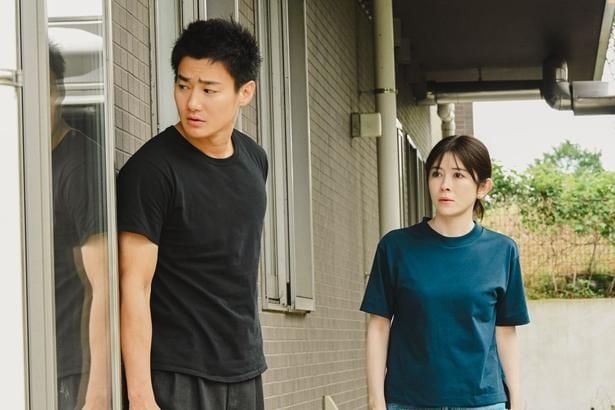 津村(野村周平)も奈々美(宮澤エマ)も、「ペルソナ・シフト・プログラム」に巻き込まれた”被害者”だ