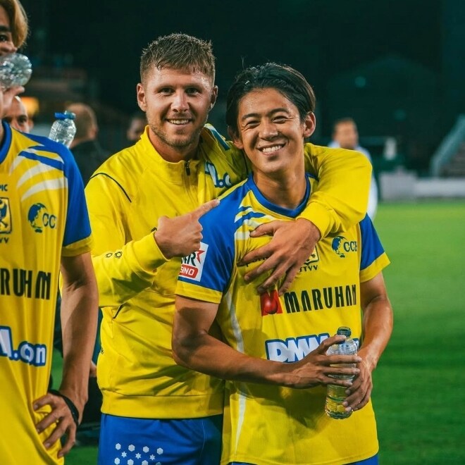 「やっぱり数字が欲しいですよ」ベルギー３年目の日本人MFが噛み締める“進化と成長の跡”。「ひとつ自信になっている」「ボックス・トゥ・ボックスが目標」【現地発】