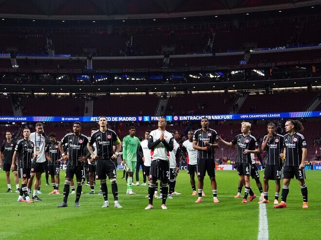 「屈辱の敗北」アトレティコに１－５で敗れたフランクフルトに独メディアが怒り！「守備は荒廃している」「クロス対応はひどいものだ」【CL】