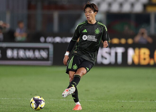 欧州名門加入の23歳日本人、たった１試合でレンタル移籍か。PSMでは高評価、現地メディアは困惑「印象的だったが…」