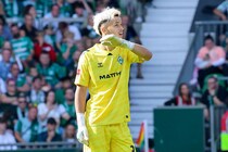 「鈴木彩艶がいるのに必要なのか」ドイツ古豪の正守護神が日本代表入りも？ JFAの“接触報道”に中国驚き！「W杯優勝の最後のピースを完成させる」