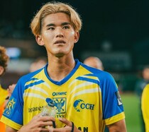 「もう天才認定」「未来の代表ワントップ」20歳の日本人大型FWが欧州で今季３点目！劇的決勝弾に驚嘆の声！「やっぱすげーや」「フィニッシュは完璧」