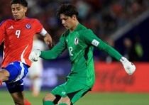 「もっとあのレベルに近づきたい」U-20日本代表の守護神が明かす、A代表経験から得た成長への渇望【U-20W杯】