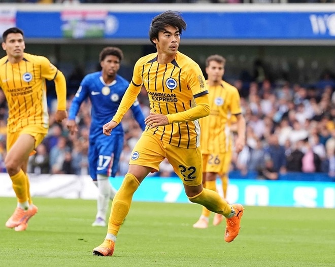 前節は“最速交代”…三笘薫の不調の原因は？ 指揮官は“相棒”の退団による影響を指摘「互いの動きを知っていたが…」